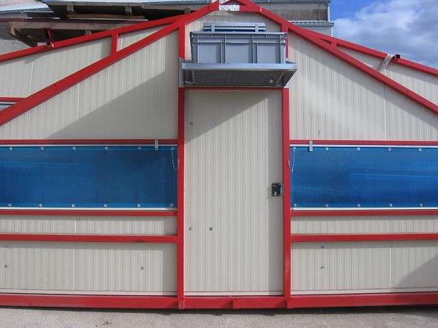 Batiment deplacable bac  eau suspendu